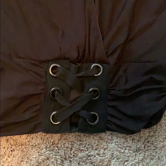 Black top with lace up detail - Picture 2 of 4